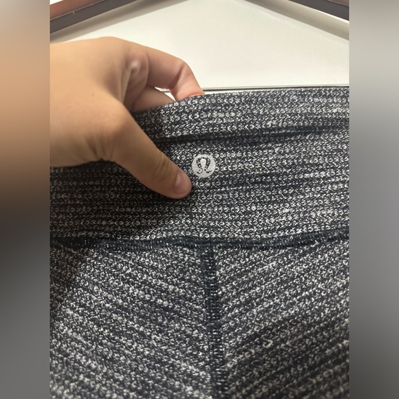 Lululemon Wunder Under Pant Coco Pique Black Size 4 - Picture 8 of 9